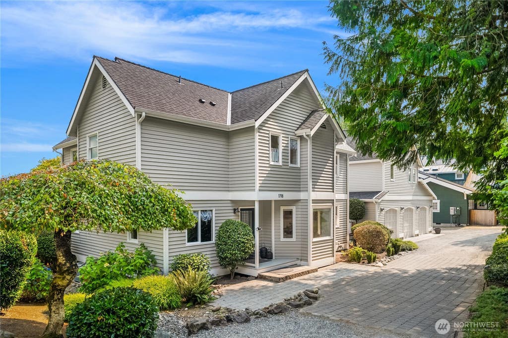 Photo of 1718 292nd Place NE, Carnation, WA 98014 (MLS # 2563426)