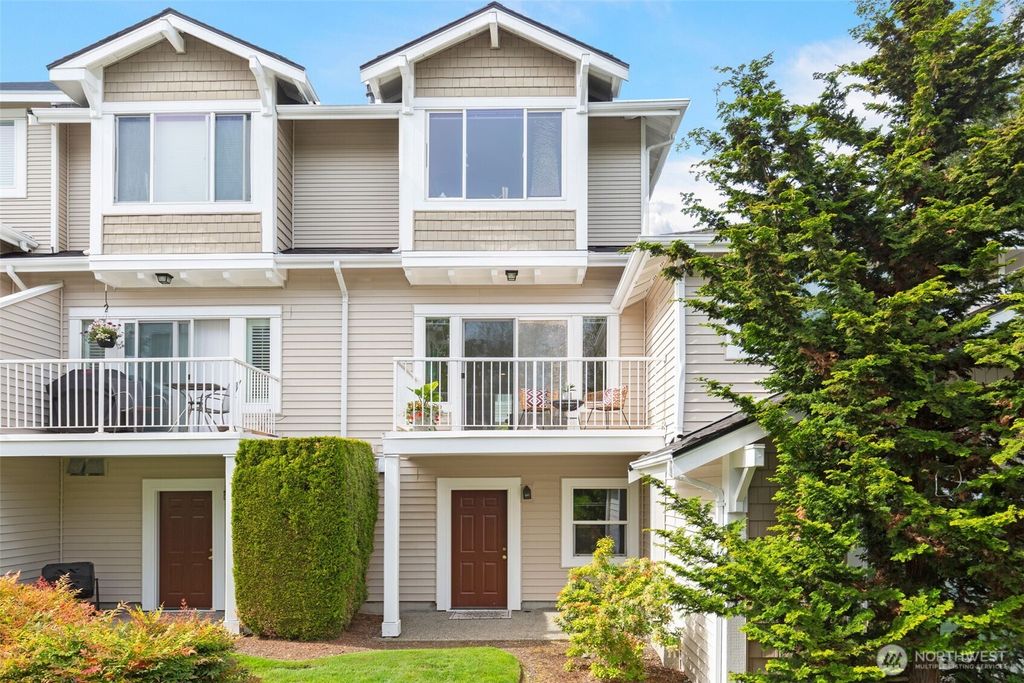 Photo of 16318 119th Lane NE, Bothell, WA 98011 (MLS # 2371722)