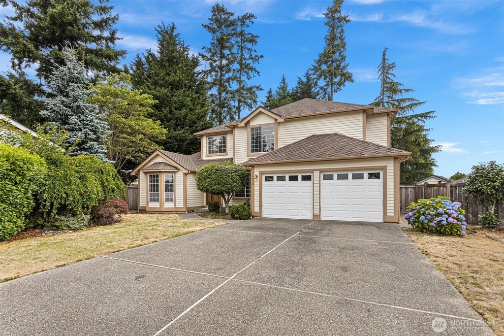 Photo of 34610 11th Court SW, Federal Way, WA 98023 (MLS # 2340477)
