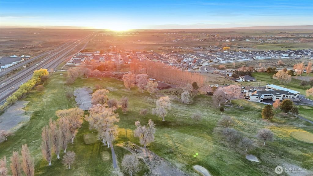 Photo of 1233 NE Nanto Road #A&amp;B, Moses Lake, WA 98837 (MLS # 2501149)