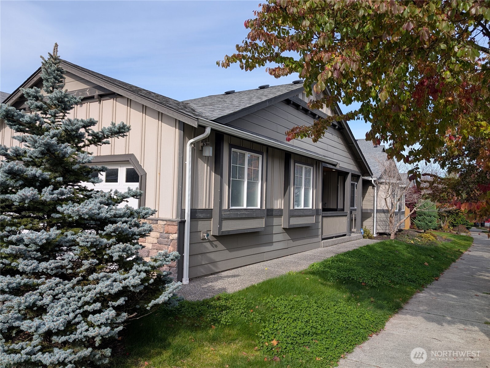 3447 Barry Place