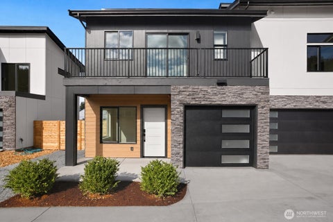 Photo of 508 SW 137th Street #B, Burien, WA 98166 (MLS # 2555403)