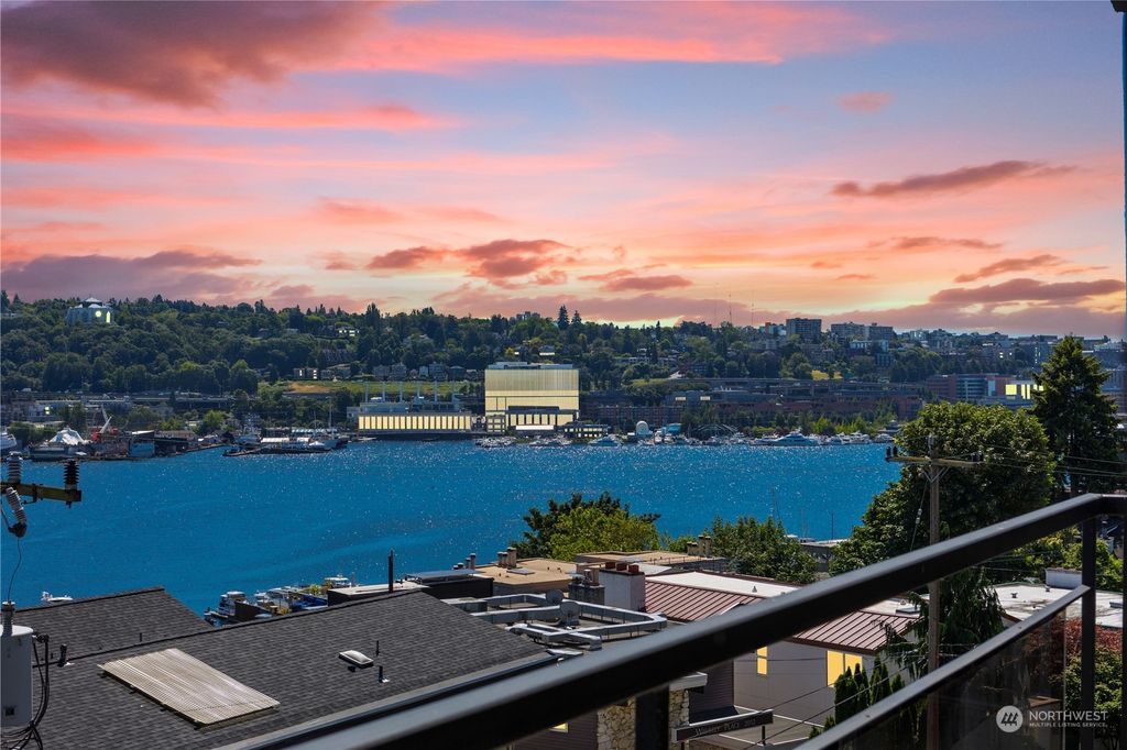 Photo of 2025 Waverly Place N #3, Seattle, WA 98109 (MLS # 2257634)