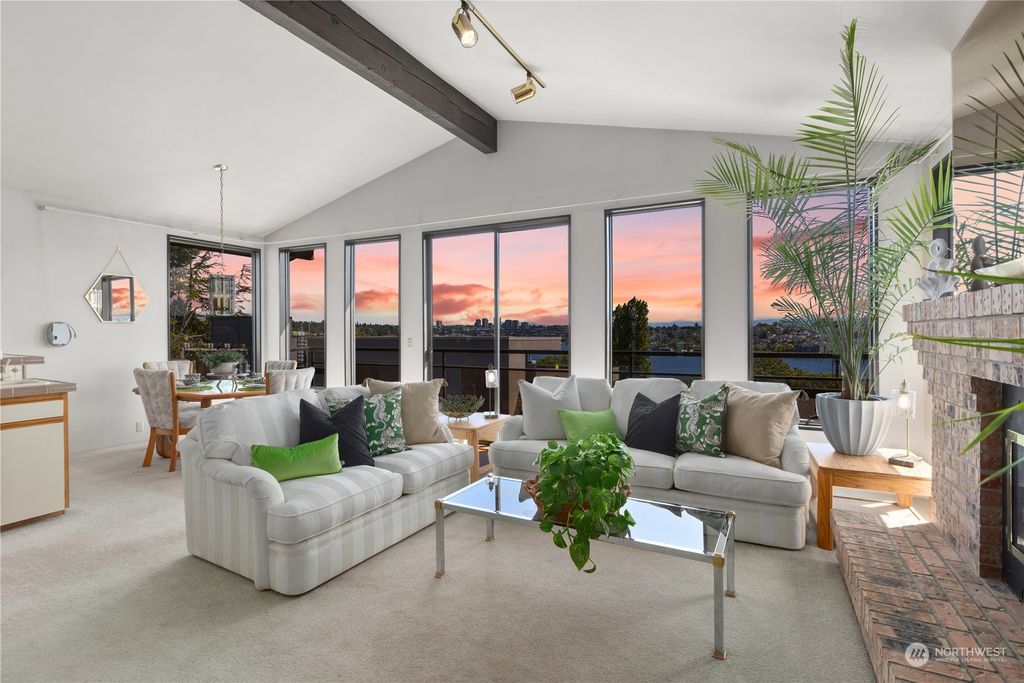 Photo of 2025 Waverly Place N #3, Seattle, WA 98109 (MLS # 2257634)