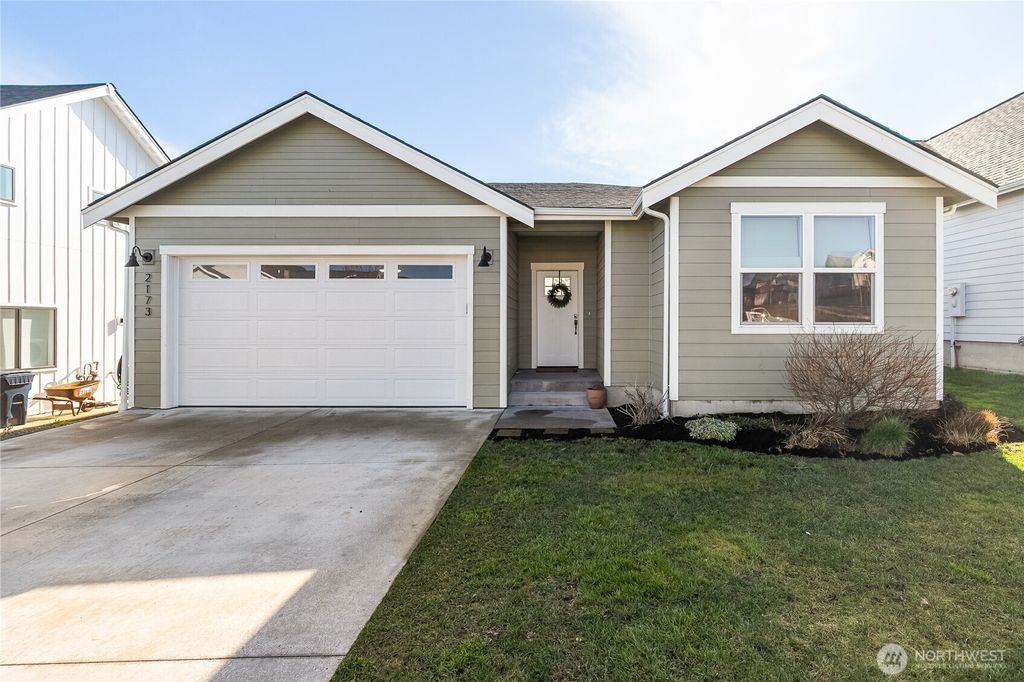Photo of 2173 Lagerwey Circle, Lynden, WA 98264 (MLS # 2486909)
