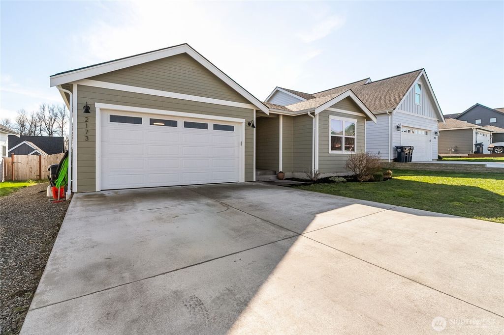 Photo of 2173 Lagerwey Circle, Lynden, WA 98264 (MLS # 2486909)