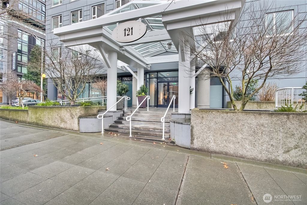 Photo of 121 Vine Street #505, Seattle, WA 98121 (MLS # 2464004)
