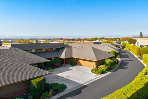 Photo of 101 N 48th Avenue #15B, Yakima, WA 98902 (MLS # 2598718)