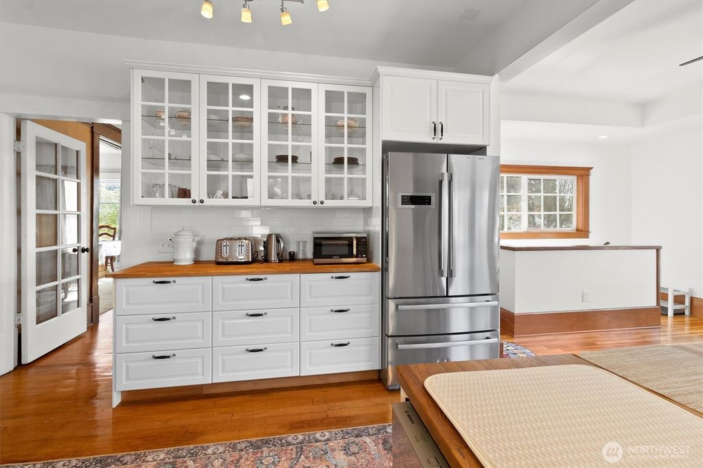 Photo of 1333 Harrison Avenue, Blaine, WA 98230 (MLS # 2507060)