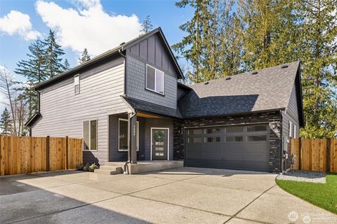 Photo of 17232 74th Avenue Ct E, Puyallup, WA 98375 (MLS # 2405045)