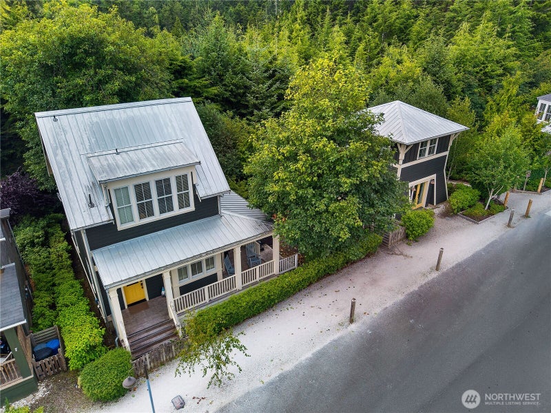229 Compass Street