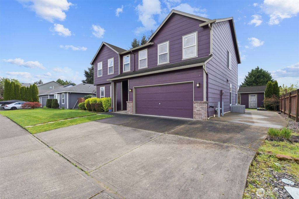 Photo of 16907 NE 9th Street, Vancouver, WA 98684 (MLS # 2509895)