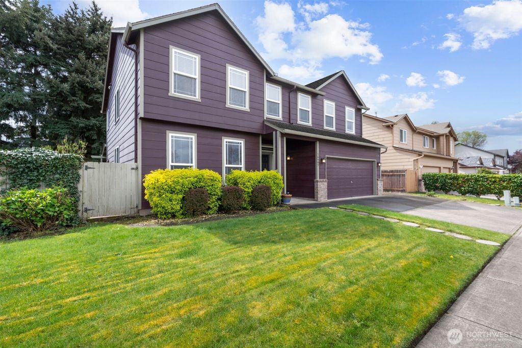 Photo of 16907 NE 9th Street, Vancouver, WA 98684 (MLS # 2509895)