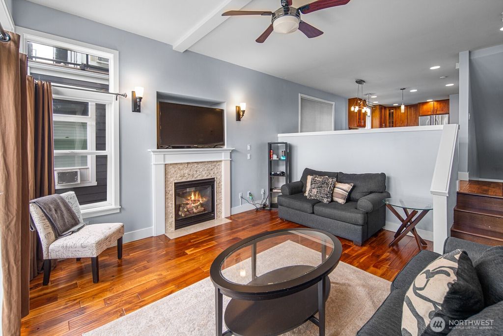 Photo of 215 A 26th Avenue E, Seattle, WA 98112 (MLS # 2440080)