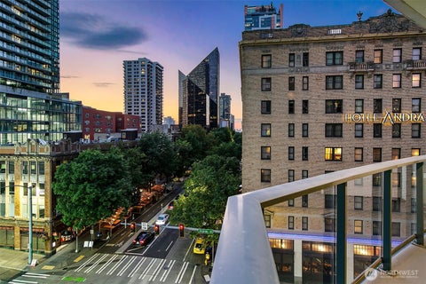 Photo of 1920 4th Avenue #502, Seattle, WA 98101 (MLS # 2583048)
