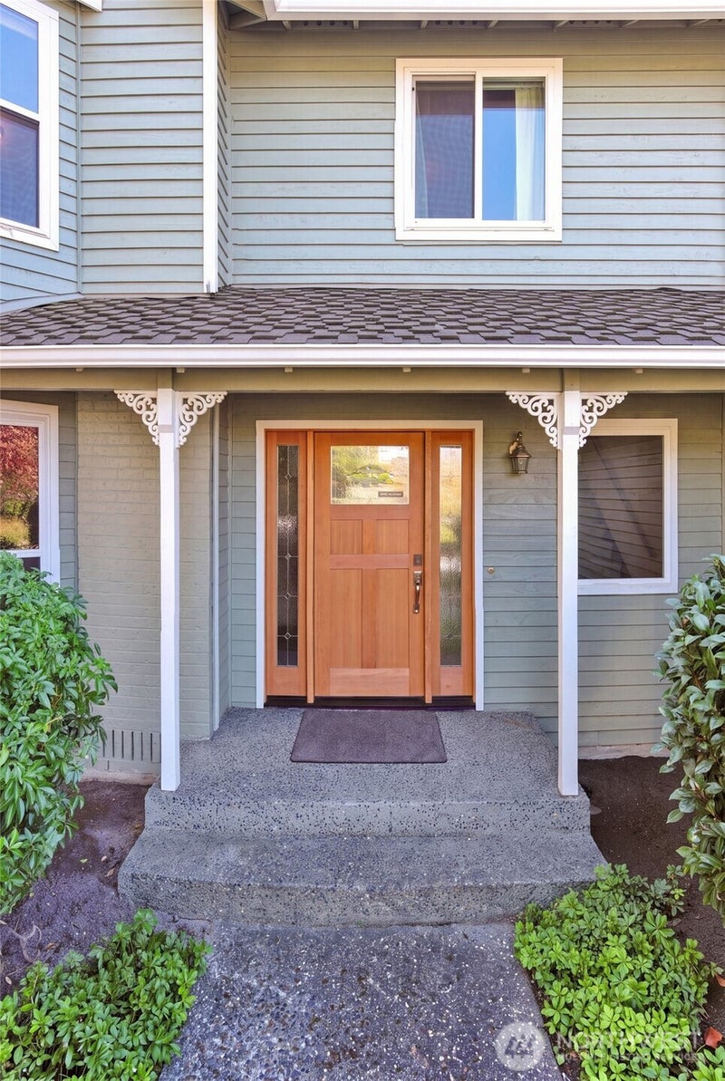 833 15th Court