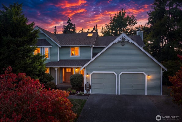 833 15TH CT, MUKILTEO, WA 98275 - Image 527affd8abaeecd8893b04edbc74ae30/2242532645