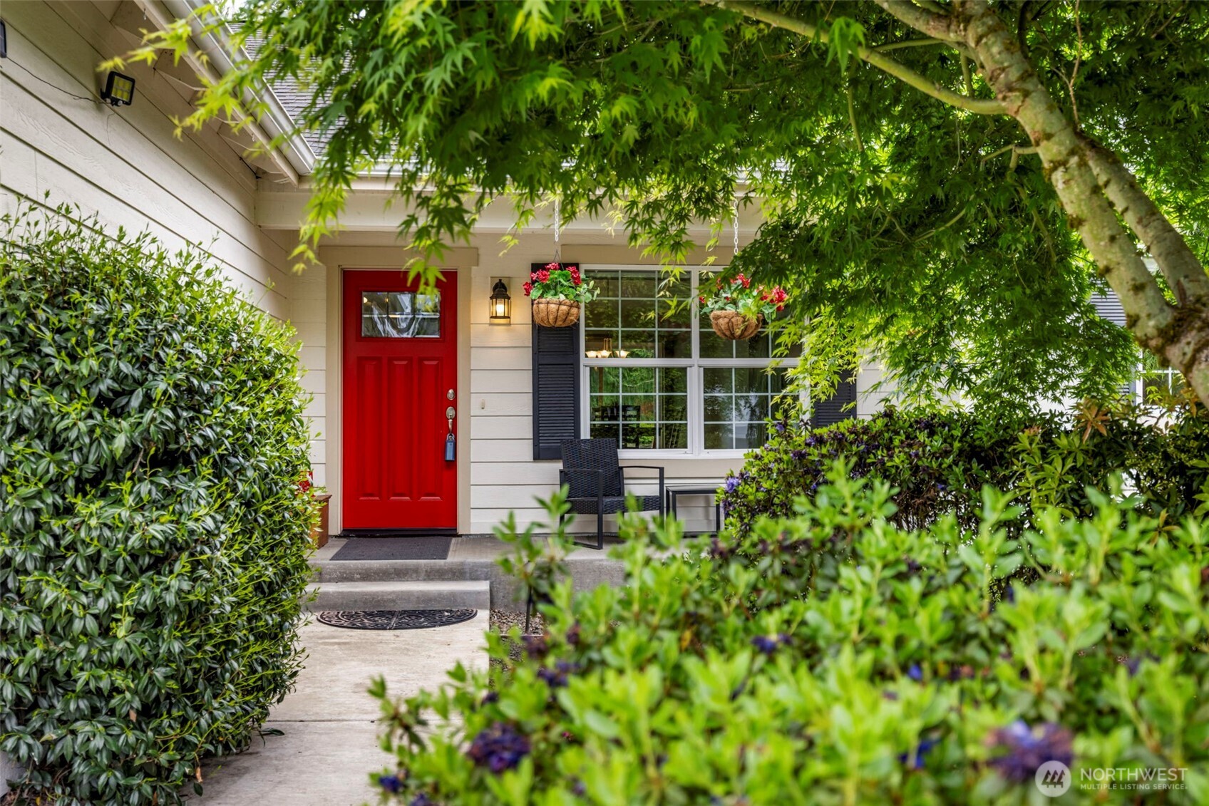 30 E Cardinal Court