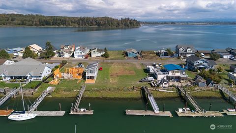 Photo of 4273 Saltspring Drive, Ferndale, WA 98248 (MLS # 2290327)