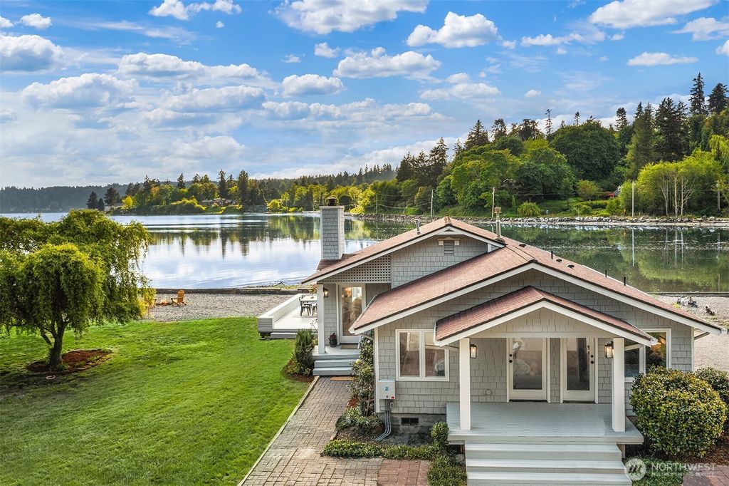 Photo of 22123 Dockton Road SW, Vashon, WA 98070 (MLS # 2527212)