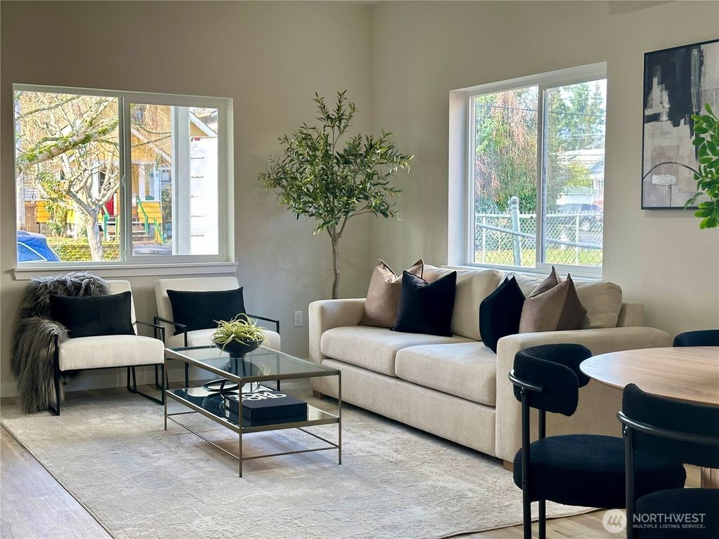 Photo of 1209 S Cushman Avenue, Tacoma, WA 98405 (MLS # 2471770)