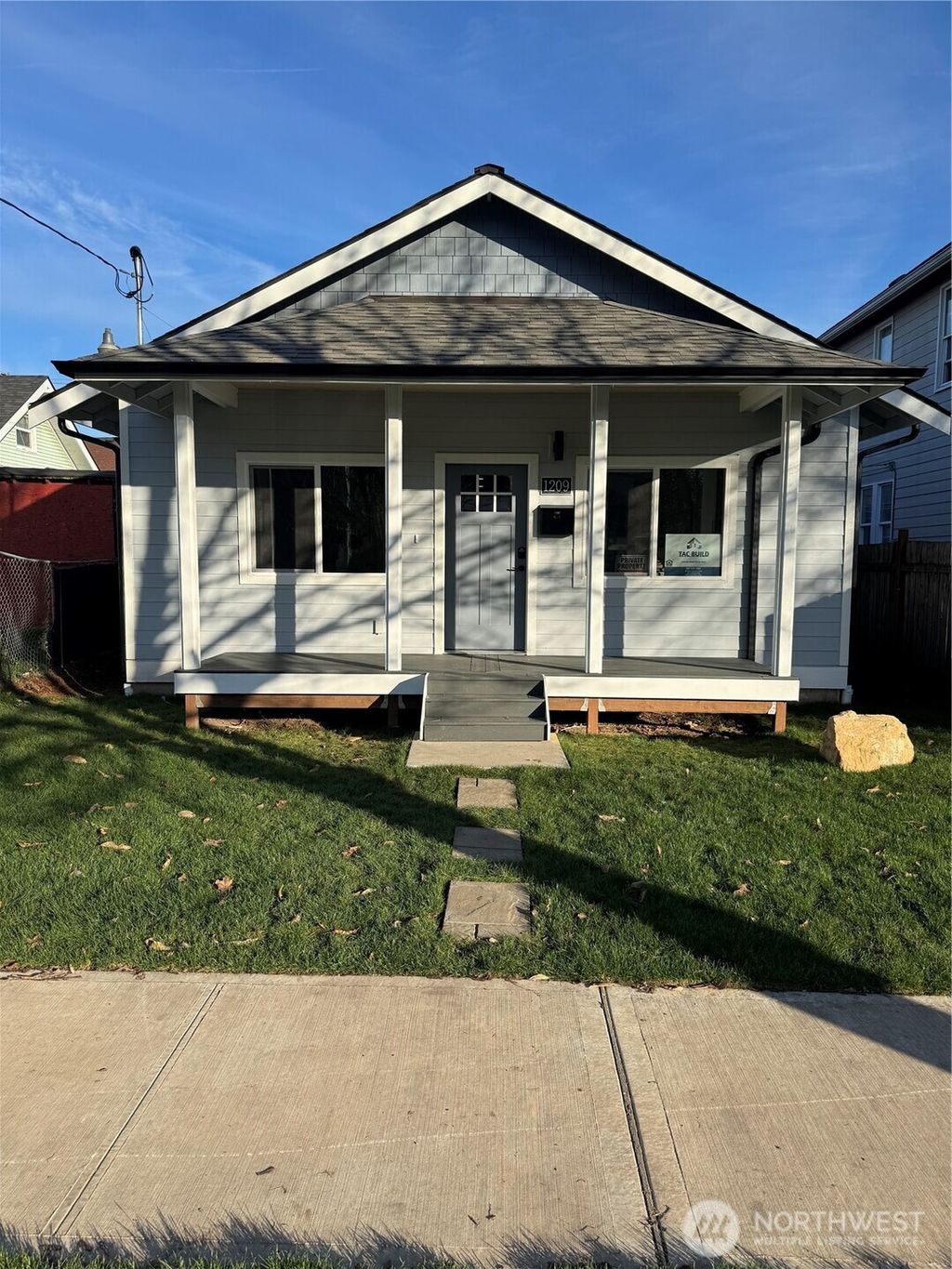 Photo of 1209 S Cushman Avenue, Tacoma, WA 98405 (MLS # 2471770)