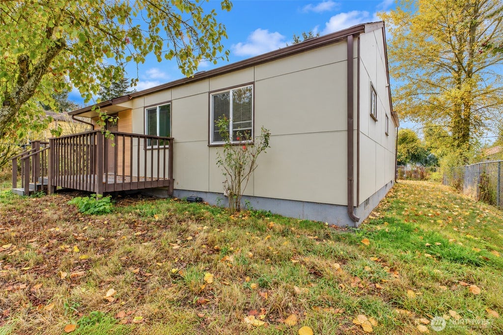 Photo of 1407 E 30th St ST, Tacoma, WA 98404 (MLS # 2588178)