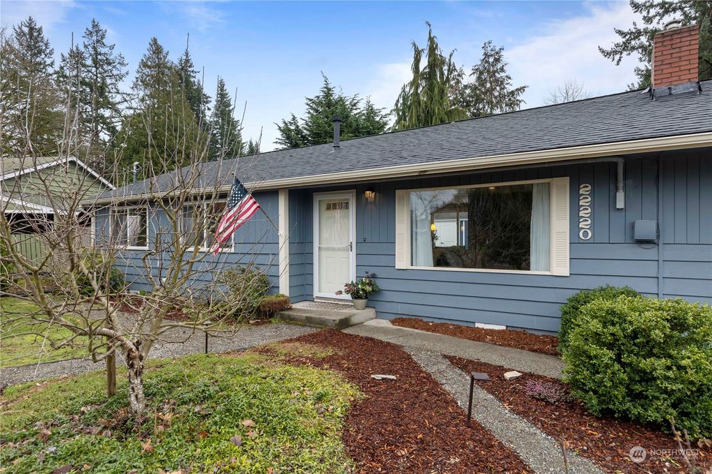 Photo of 22220 90th Place W, Edmonds, WA 98026 (MLS # 2197801)