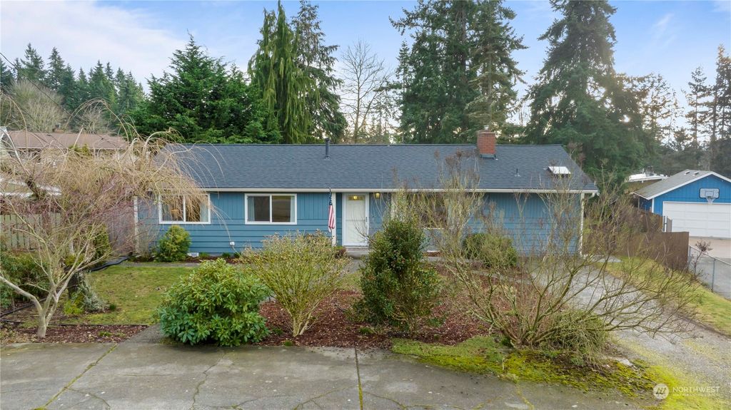 Photo of 22220 90th Place W, Edmonds, WA 98026 (MLS # 2197801)