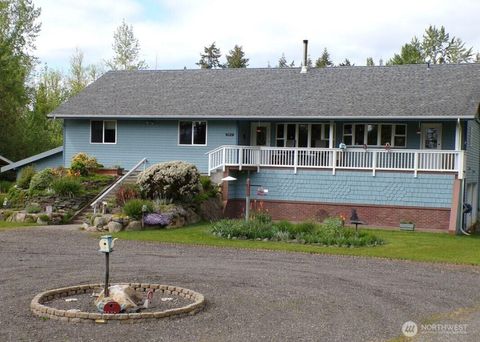 Photo of 18212 138th Avenue SE, Yelm, WA 98597 (MLS # 2532724)