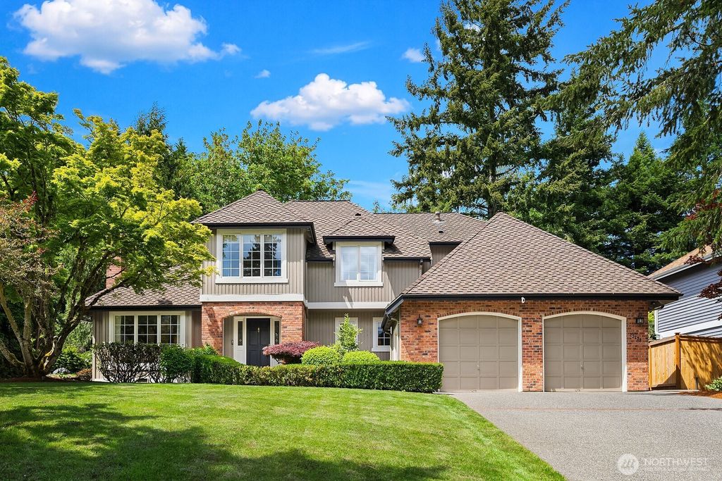 Photo of 23228 SE 15th Court, Sammamish, WA 98075 (MLS # 2523257)