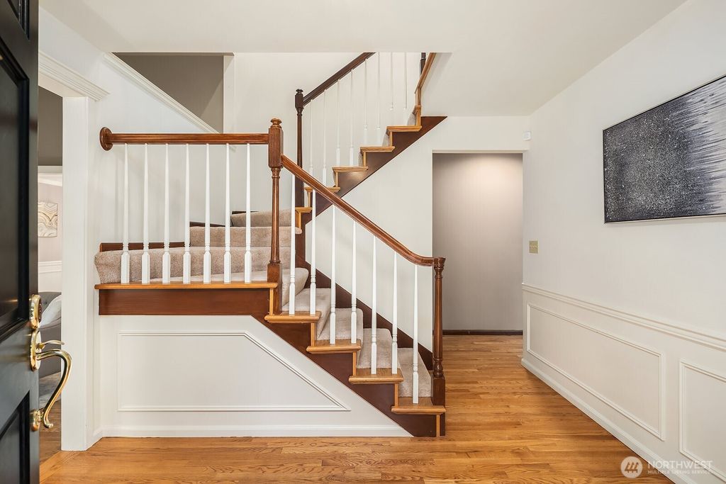 Photo of 23228 SE 15th Court, Sammamish, WA 98075 (MLS # 2523257)