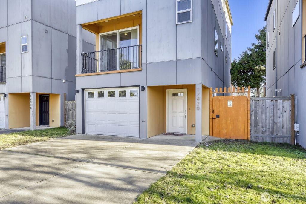 Photo of 12420 2nd Place SW, Seattle, WA 98146 (MLS # 2471799)