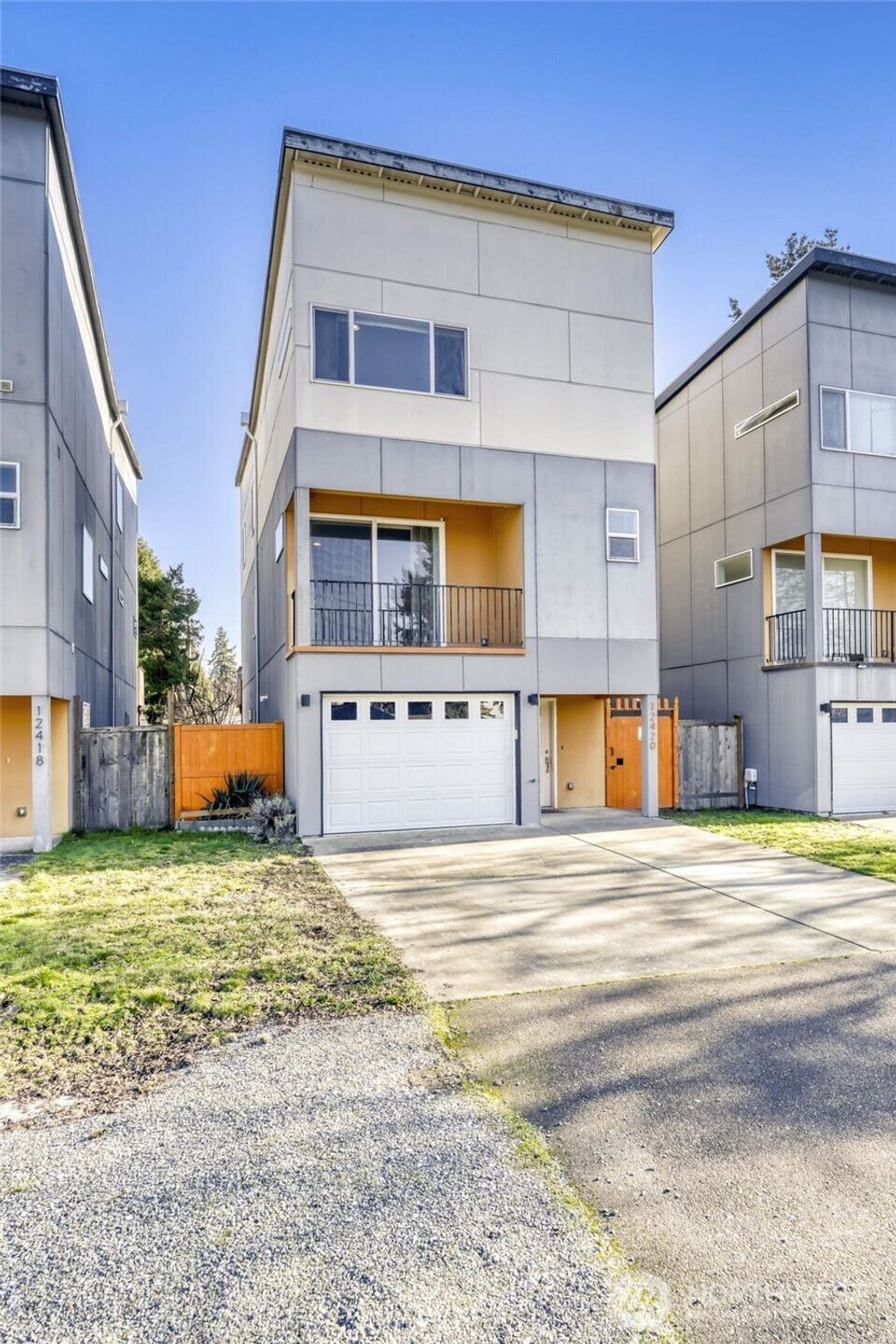 Photo of 12420 2nd Place SW, Seattle, WA 98146 (MLS # 2471799)