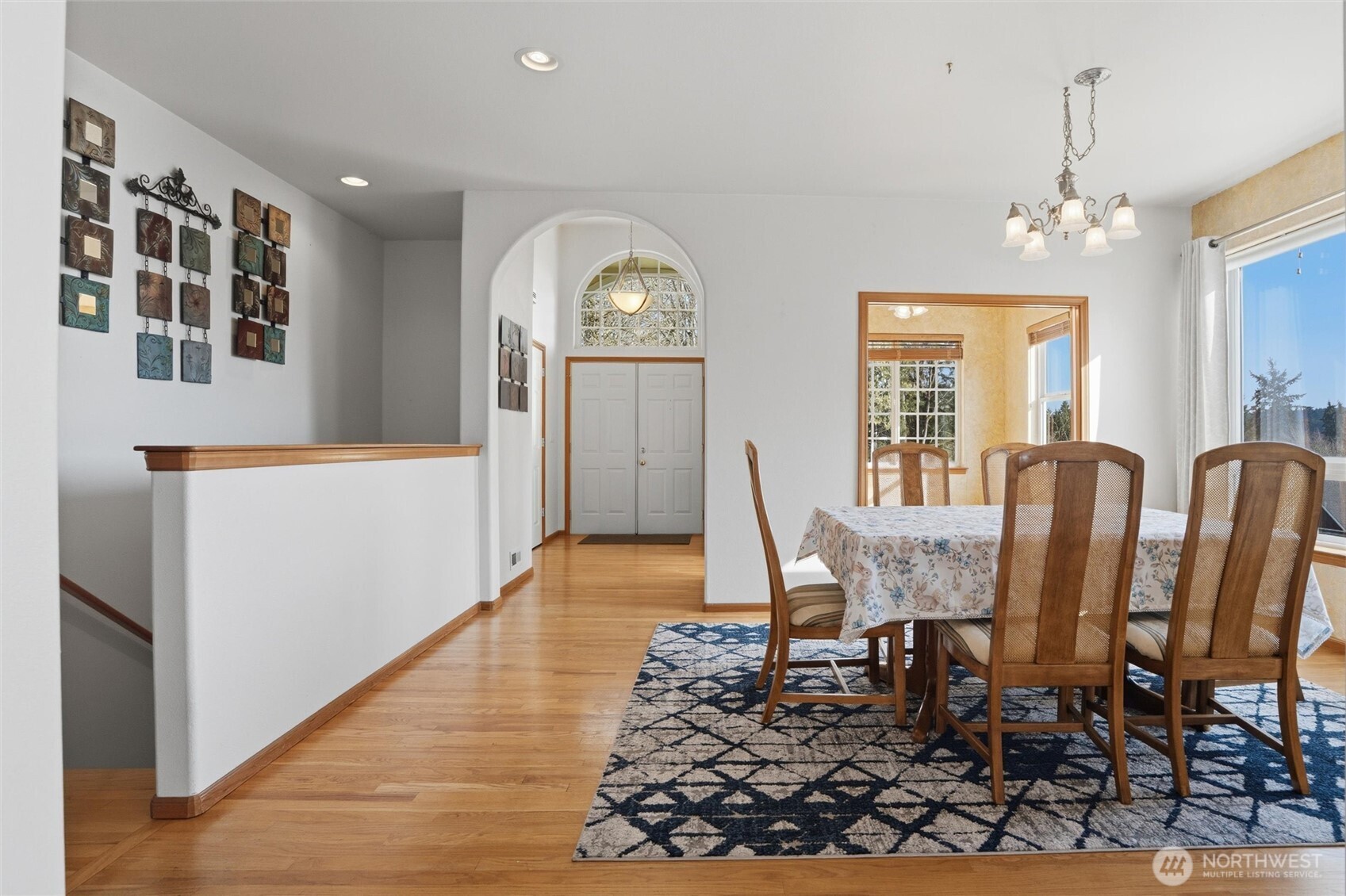 4987 Illahee Road NE