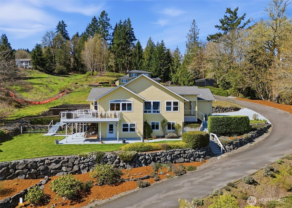 Photo of 4987 Illahee Road NE, Bremerton, WA 98311 (MLS # 2487060)