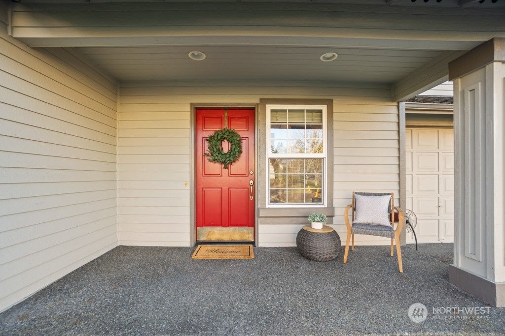 Photo of 18114 15th Ave W Ave, Lynnwood, WA 98037 (MLS # 2314737)