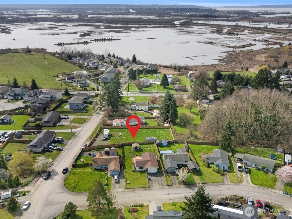 Photo of 6030 57th Drive NE, Marysville, WA 98270 (MLS # 2496152)