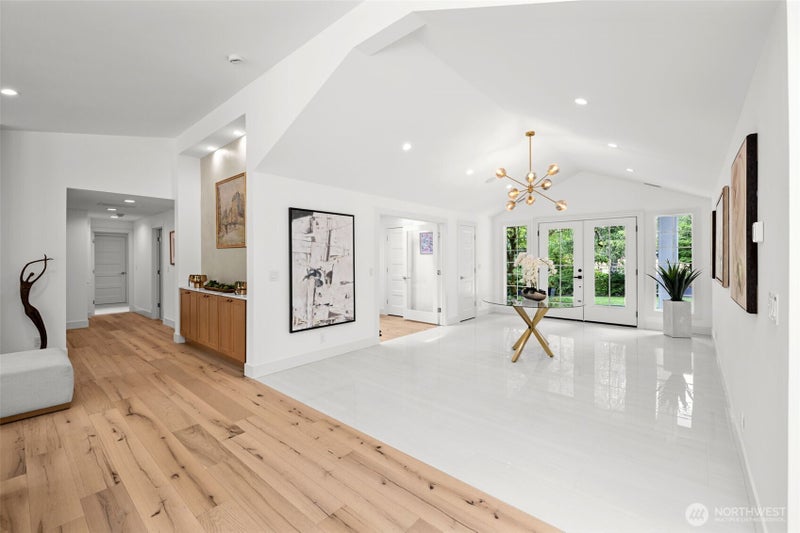19238 184th Place NE