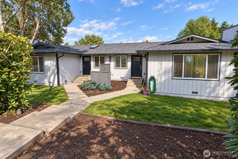 Photo of 14213 Admiralty Way, Lynnwood, WA 98087 (MLS # 2581341)