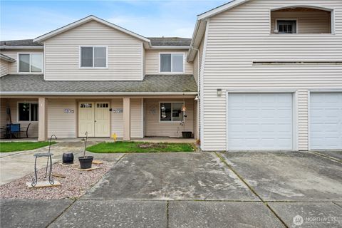 Photo of 739 Cascade Palms Court #739, Sedro Woolley, WA 98284 (MLS # 2492117)