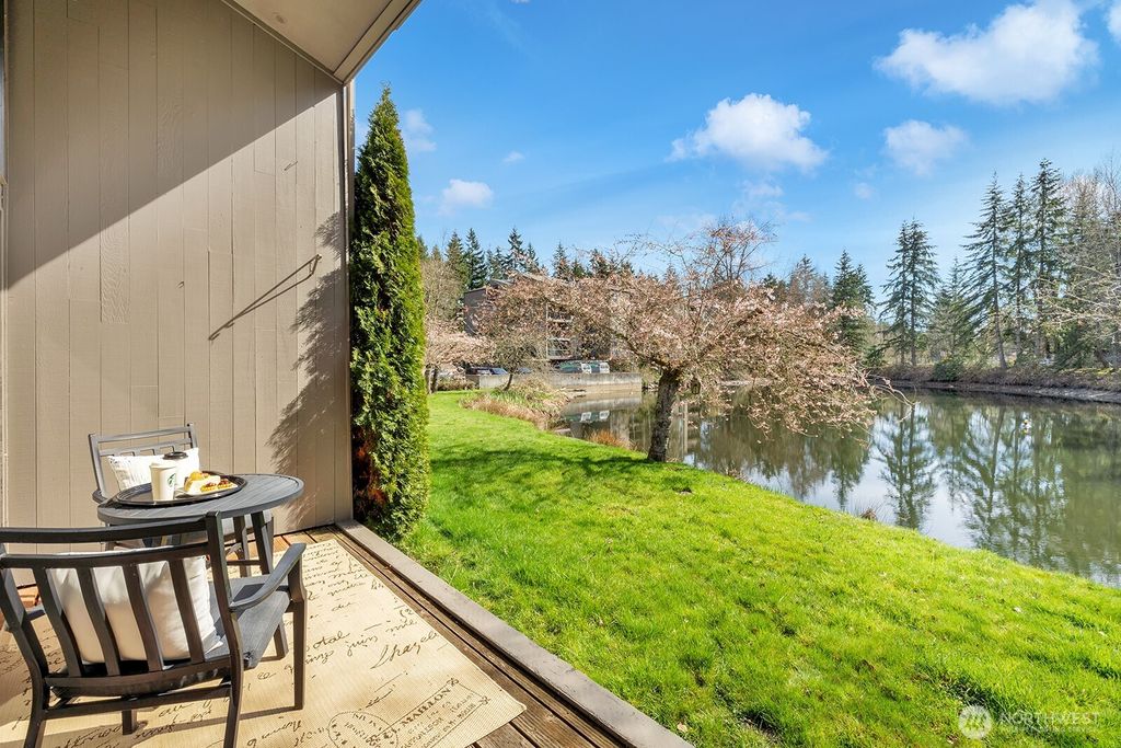 Photo of 13893 NE 69th Street #693, Redmond, WA 98052 (MLS # 2351403)