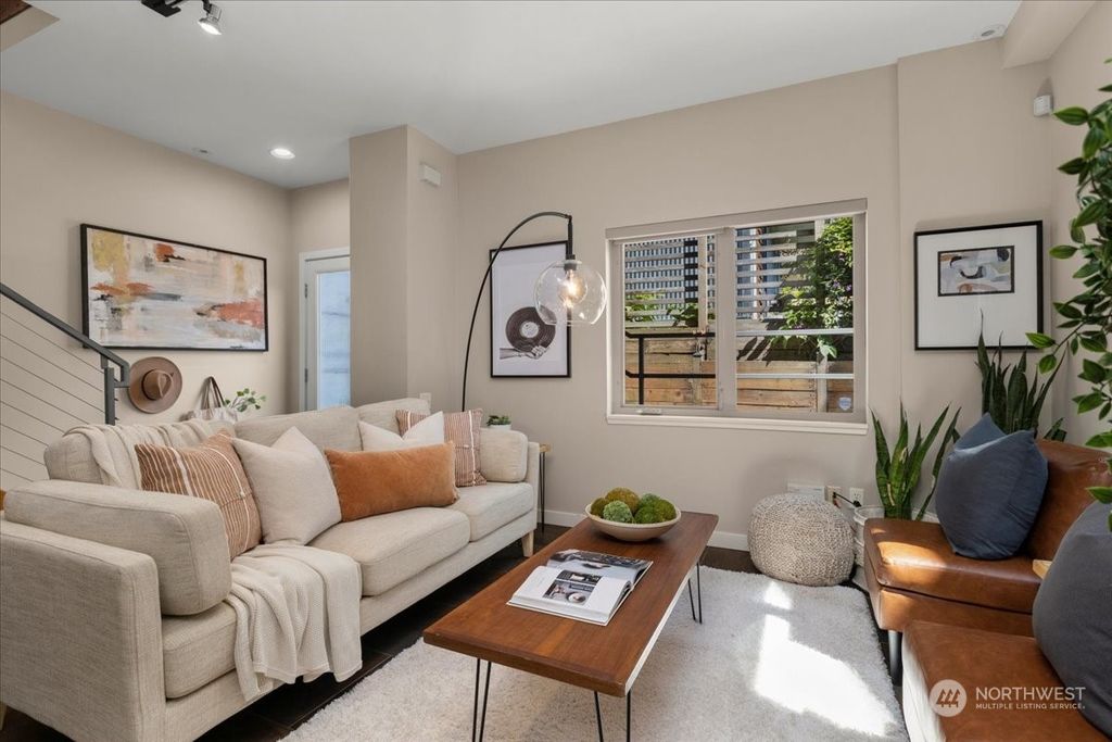 Photo of 119 27th Avenue E #C, Seattle, WA 98112 (MLS # 2258389)