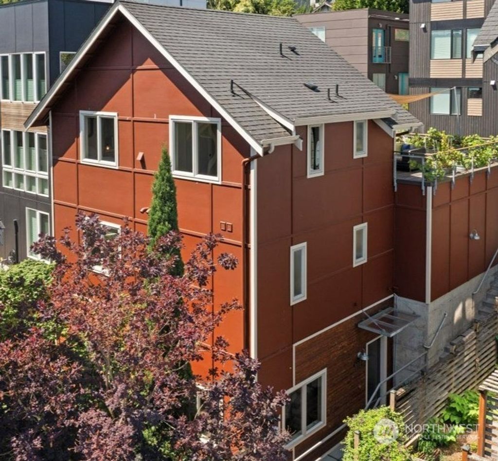 Photo of 119 27th Avenue E #C, Seattle, WA 98112 (MLS # 2258389)