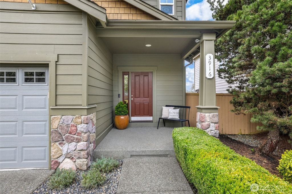 Photo of 3916 61st Avenue E, Fife, WA 98424 (MLS # 2498915)