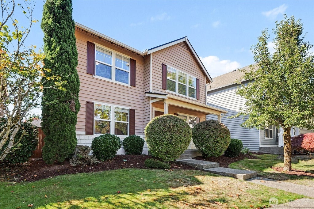 Photo of 9941 228th Terrace NE, Redmond, WA 98053 (MLS # 2590072)