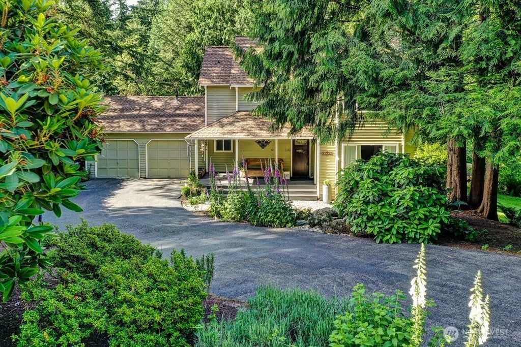 Photo of 16732 NE 138th Court, Woodinville, WA 98072 (MLS # 2580656)