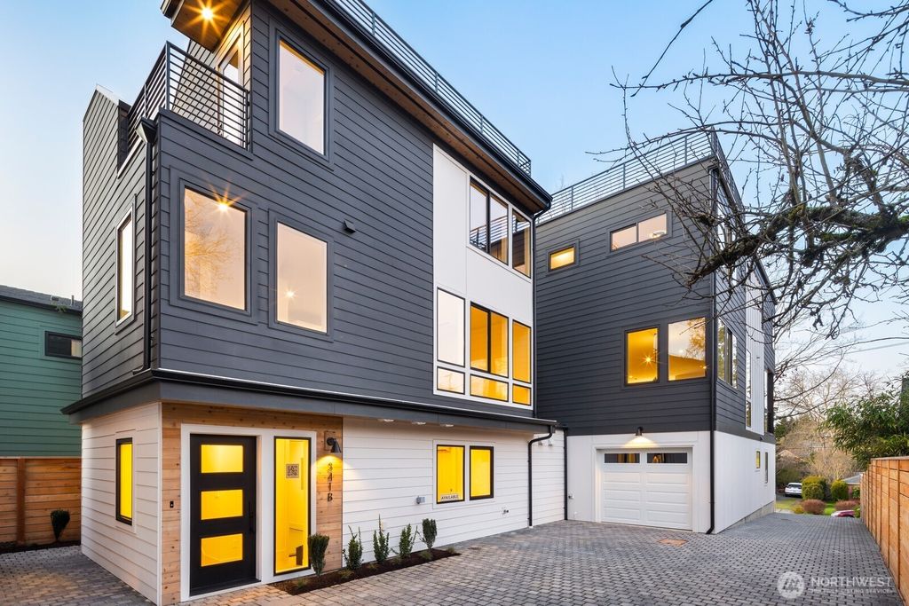 Photo of 339 NE 90th Street #B, Seattle, WA 98115 (MLS # 2332752)