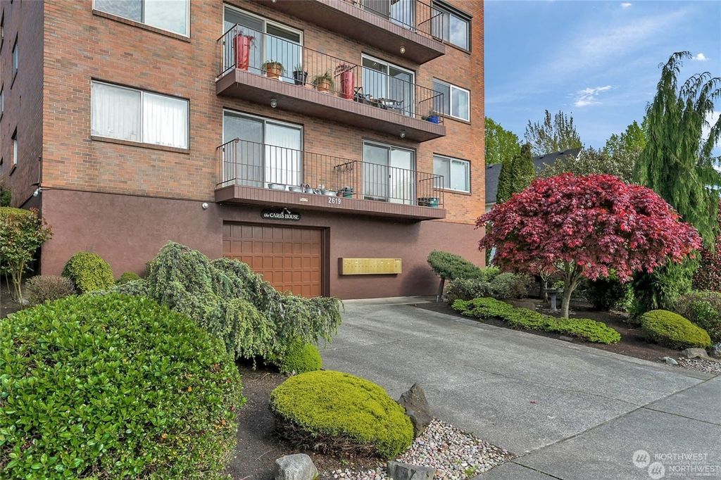 Photo of 2619 Rucker Avenue #7, Everett, WA 98201 (MLS # 2331670)