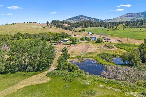 Photo of 5787 Fruitland Valley Road, Fruitland, WA 99129 (MLS # 2566810)